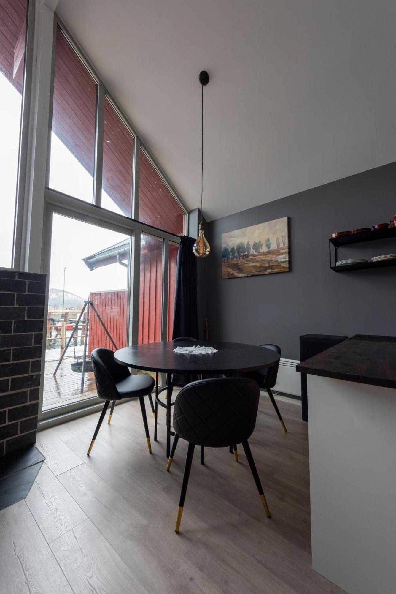 Eidebua Apartment Haug Екстериор снимка